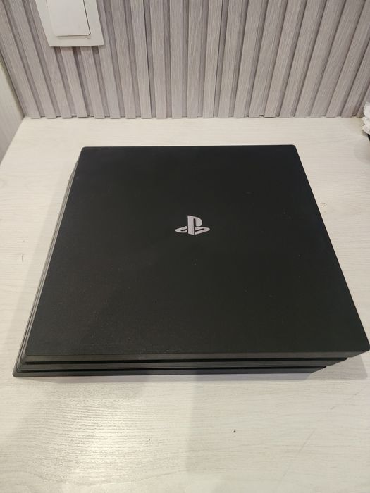 Playstation 4 Pro 1TB