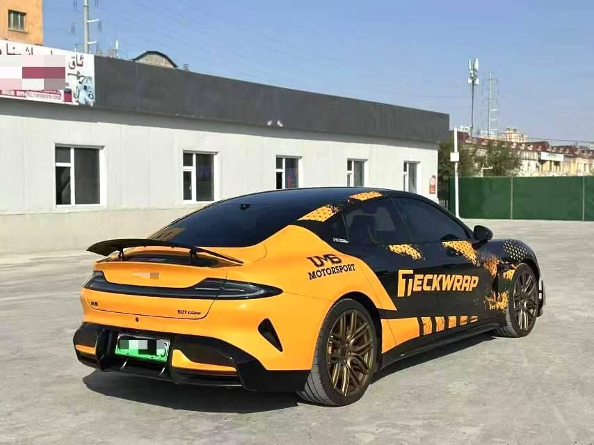 Элегантные б/у автомобили из Китая по низкой цене