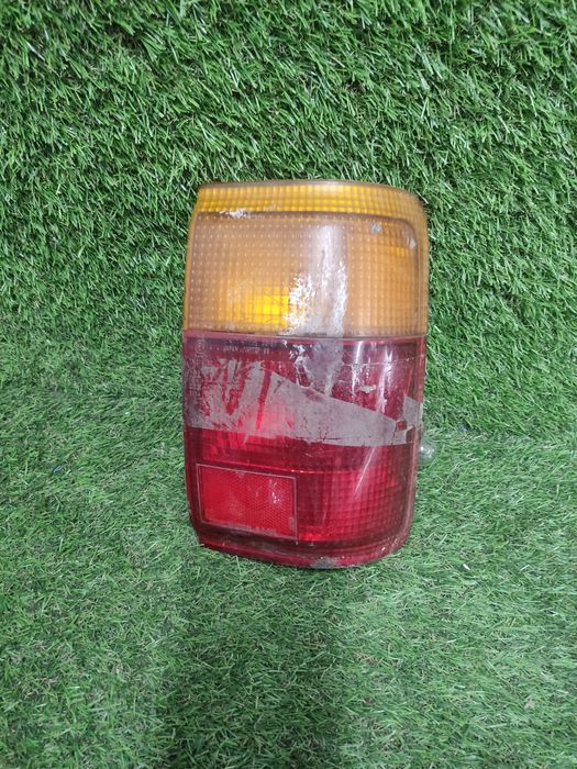 Фонарь Toyota surf 130