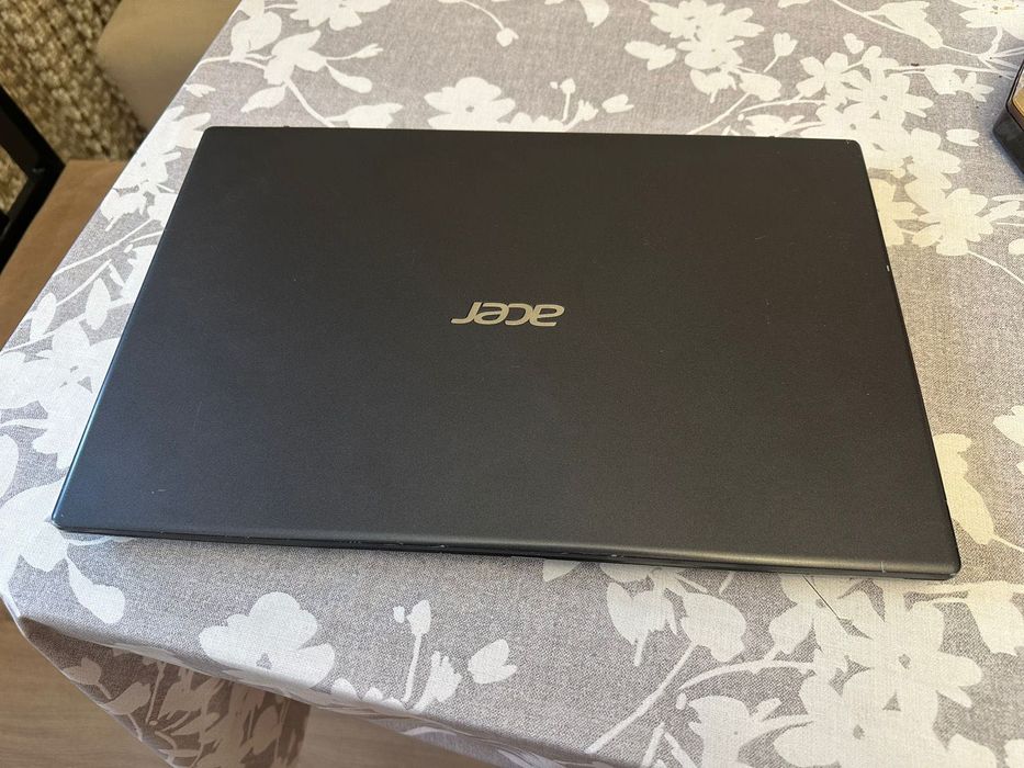 Ноутбук Acer в отличном состоянии