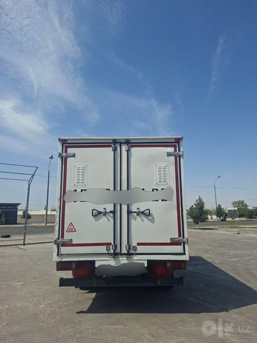Isuzu 5 tonnali sotiladi