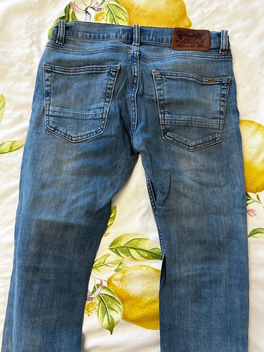 Blugi diesel marimea 30 originali