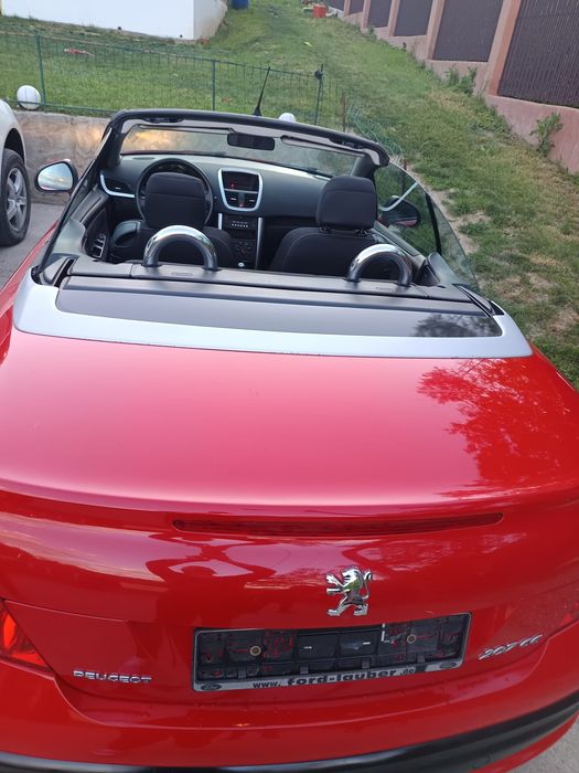 Vând peugeot 207 cc 1.6 benzina 120 cai 117000 km