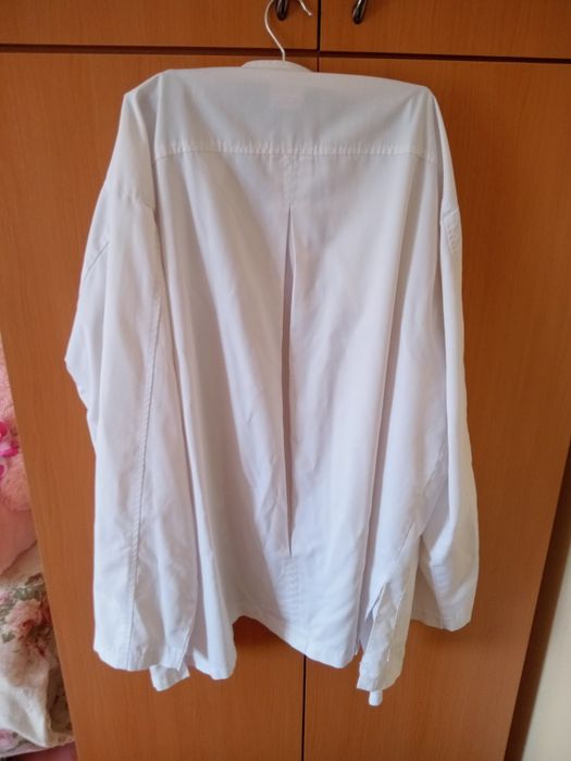 Costum de spital Natural Design mărimea L folosit,impecabil