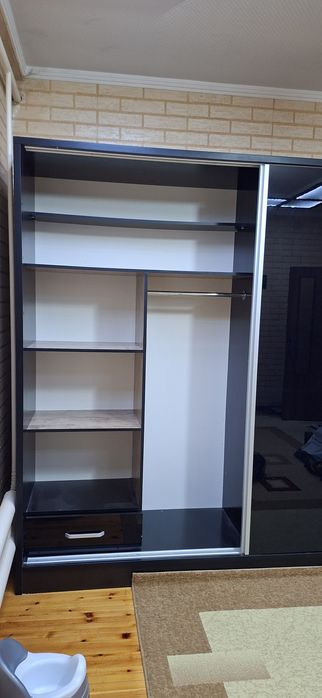 Mebel Shkaf  2.20 buyi 2.50 eni