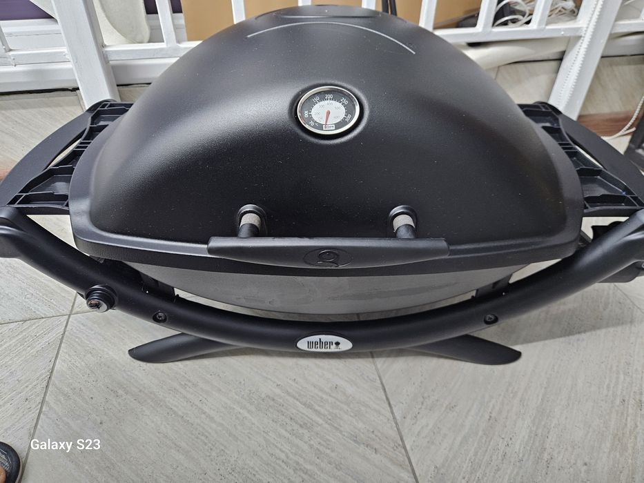 Газовый гриль Weber q2200