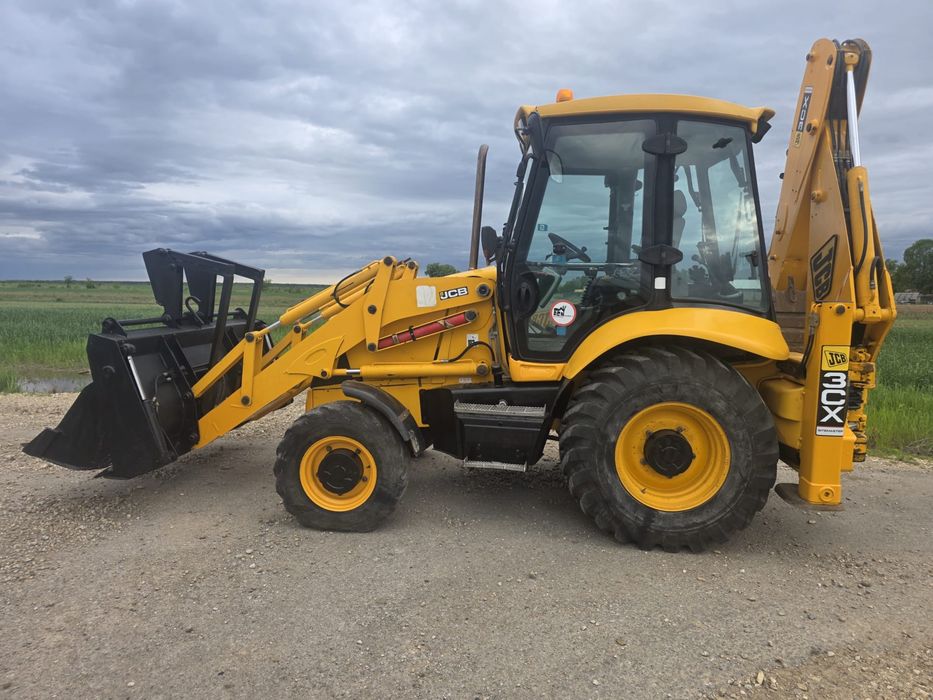 Buldoexcavator jcb 3cx