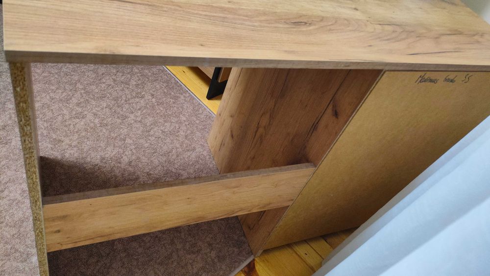 Ученическо бюро с 3 чекмеджета