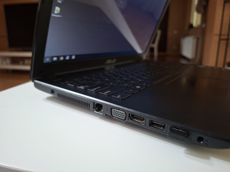 Laptop Asus X551MA SSD full  Windows +Pachet Office