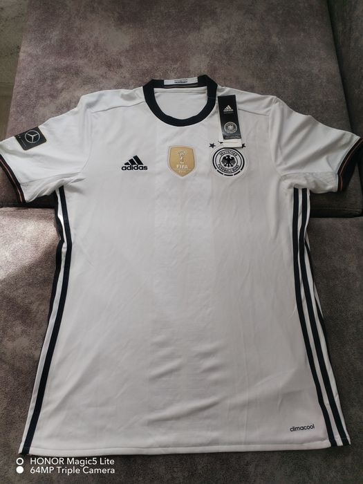 Тениски Адидас на Германия