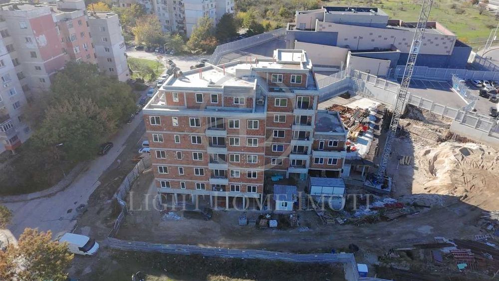 Продава се Двустаен апартамент в Пловдив, Тракия - 68 кв.м за 1142 €/кв.м - Снимка #2