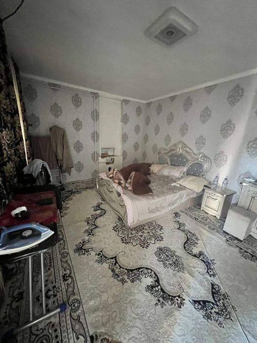 Uy sotiladi 2 yarim sotix 5 ta hona