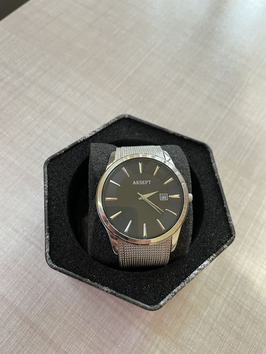 Часовник Aksept