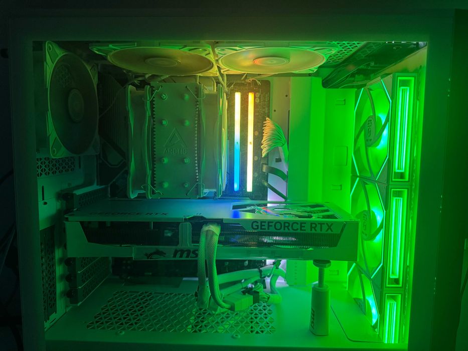 Gaming PC - 5070 TI, AM5, Ryzen 7, 32 GB RAM, NVMe Storage