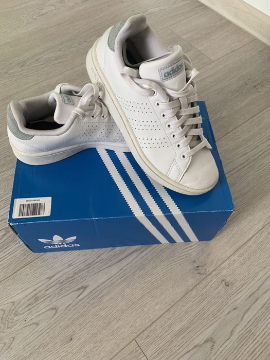 Adidași ADIDAS nr 37,5