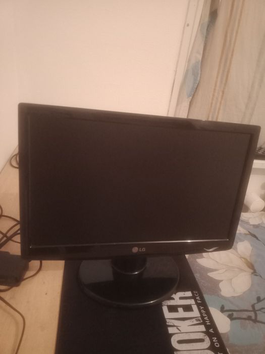 Продам монитор LG