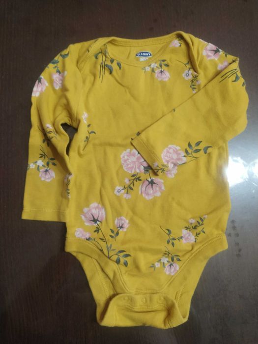 Жълто боди на цветя Old Navy, 12-18 месеца
