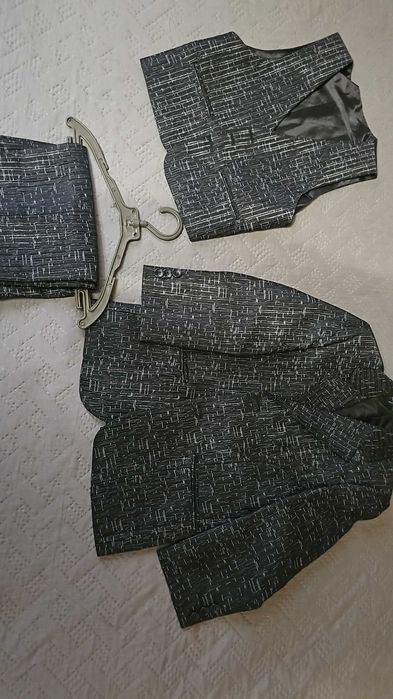 Костюм тройка детский 116 рост