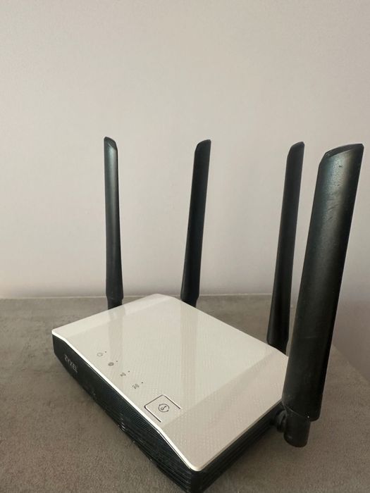 Двубандов Рутер ZyXEL NBG6604 2.4/5.2 GHz