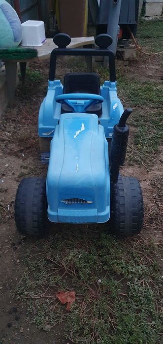 Tractor copii cu pedale