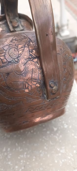 Ceainic vechi din Cupru