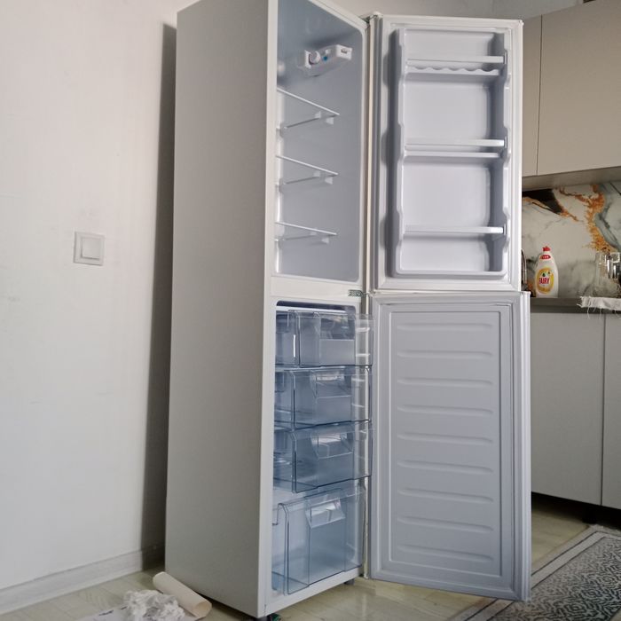 Продам холодильник новый