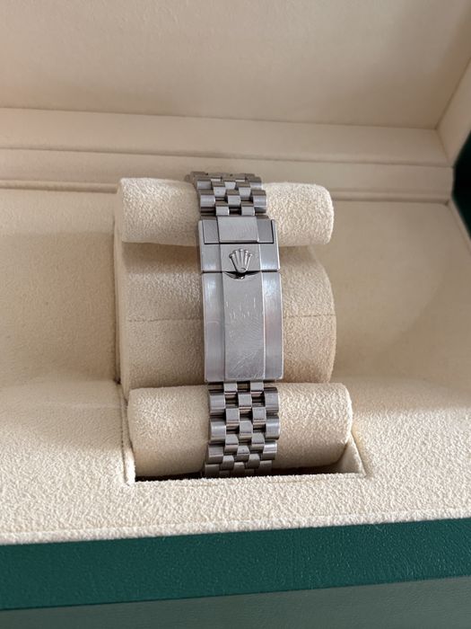 Rolex GMT-Master 2 “Batgirl Jubilee 40MM