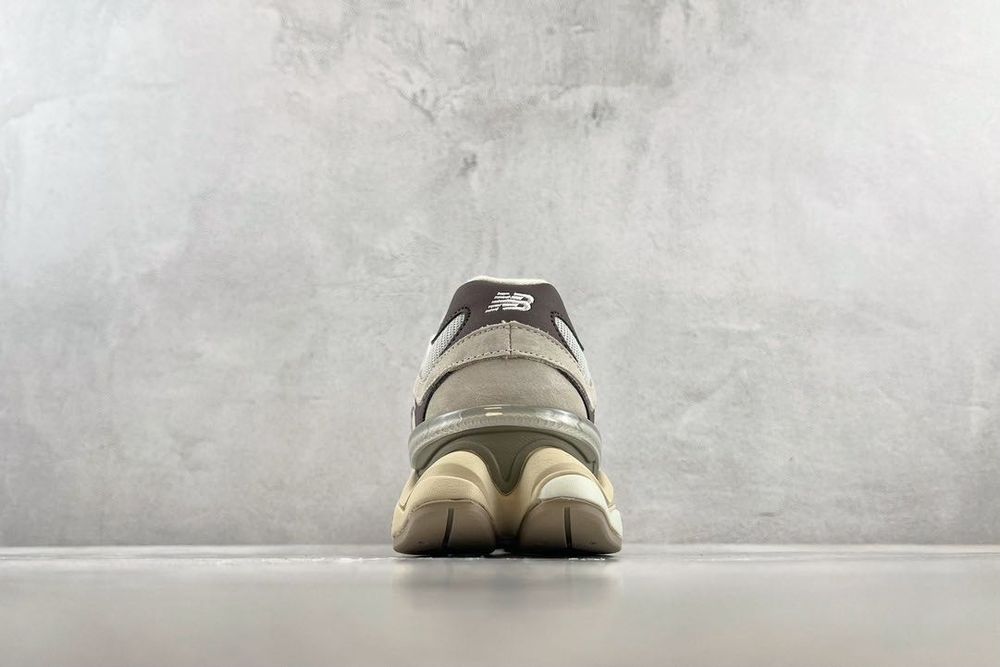 New Balance 9060 Grey Matter Timberwolf - 40 EU