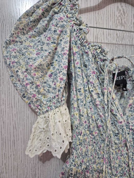 Рокля Replica moda