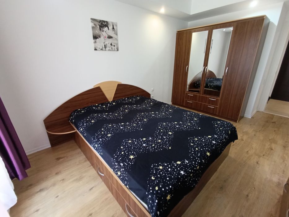 Închiriez apartament Cosmopolis
