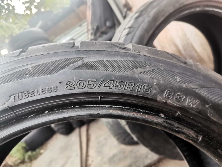 Гуми в много добро състояние