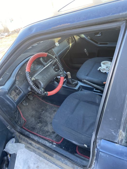 Продам машину Ауди 80 б3 1990