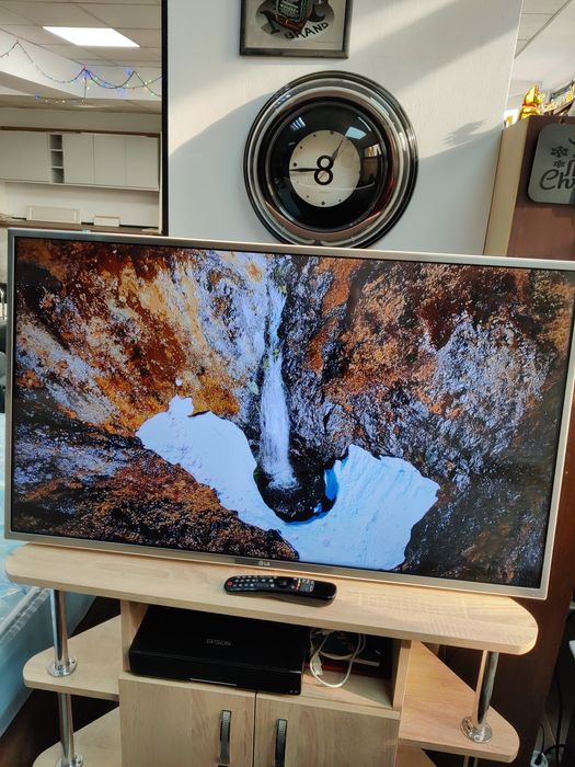 Tv LG model 43uh664-v smart
