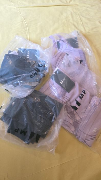 НОВ спортен екип Myprotein с Етикети