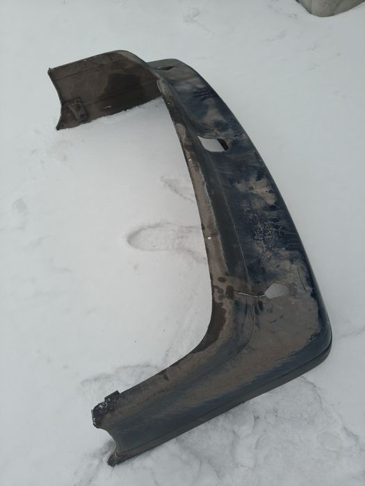 Задний бампер на Пассат Б3/Passat B3