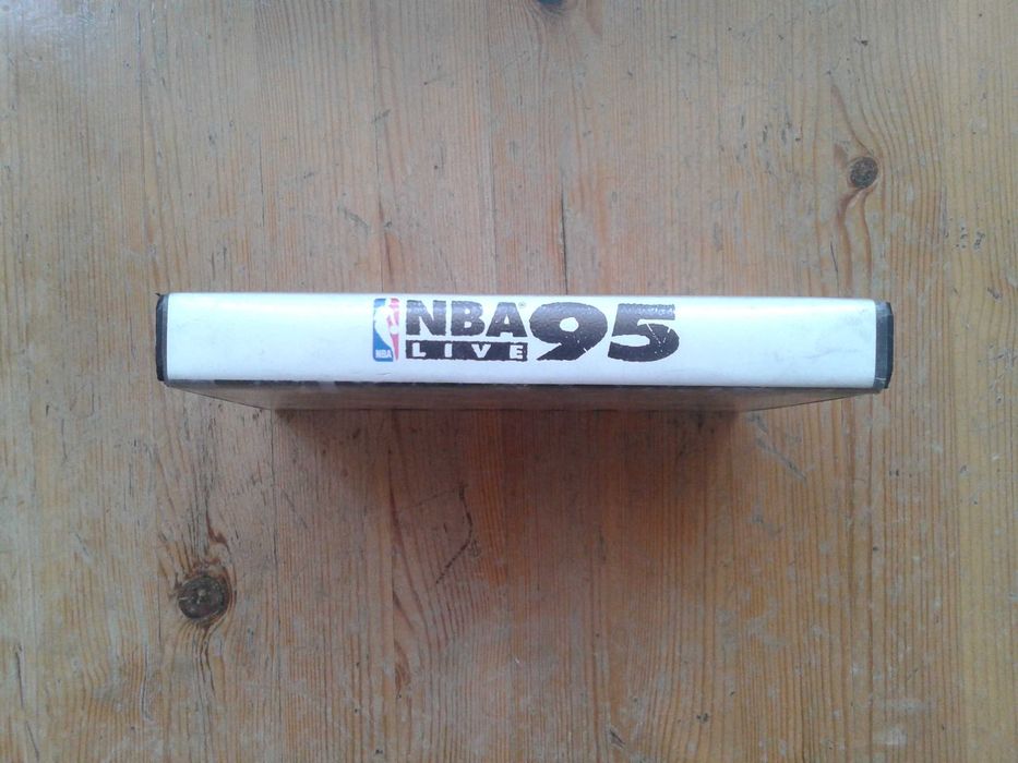 Продавам / давам под наем игри/дискети за SEGA: FIFA 96 и NBA 95