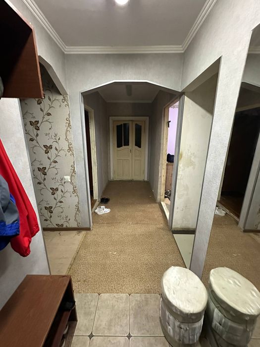 4xonalik 1qavatda rusalka atrofida sotiladi 
Rusalka 4 xonali 1 qavat