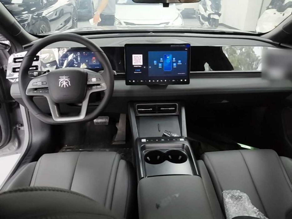 BYD Qin L 2026 DM-i 128KM Leading Edition