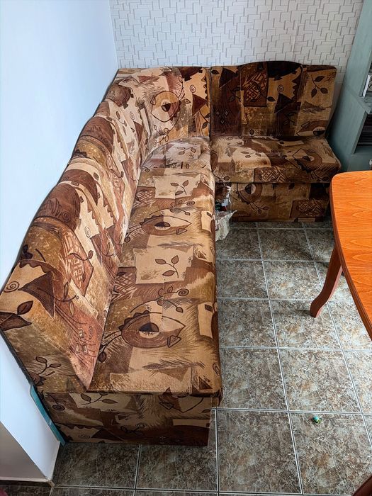 Кухненски диван