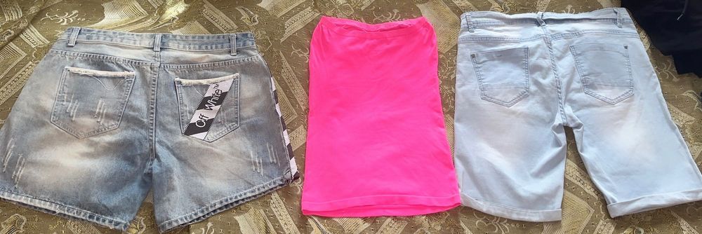 Продаются джинсовые шорты и яркий топ , шорты Бермуды дешево