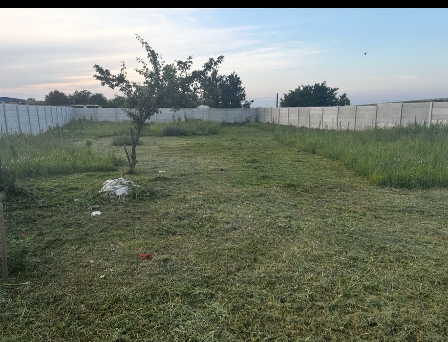 Vand teren intravilan Carcea langa Hanul cu ponei