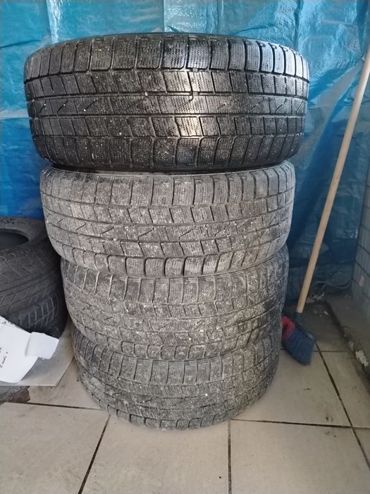 Продам шины б/у в хорошем состоянии