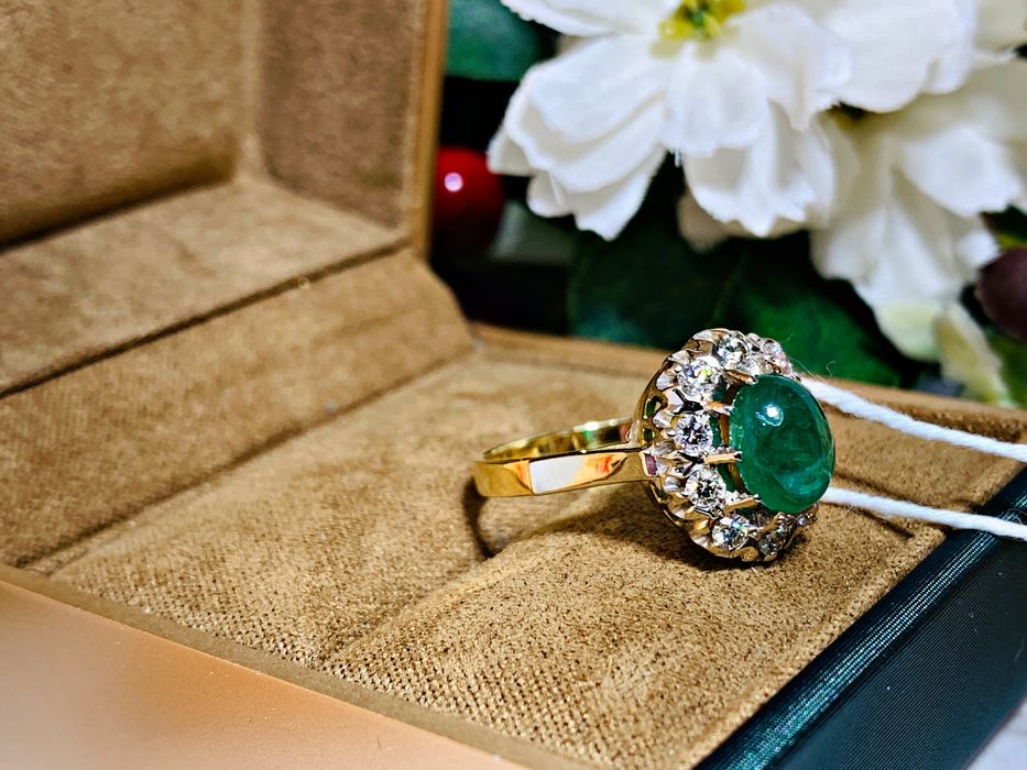 Культовый статный золотой комплект Голубые Озера