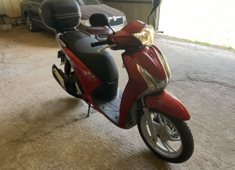 Scuter Honda Sh 125i înmatriculat