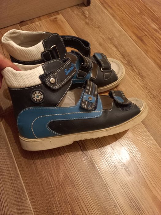 Ортопедический обувь