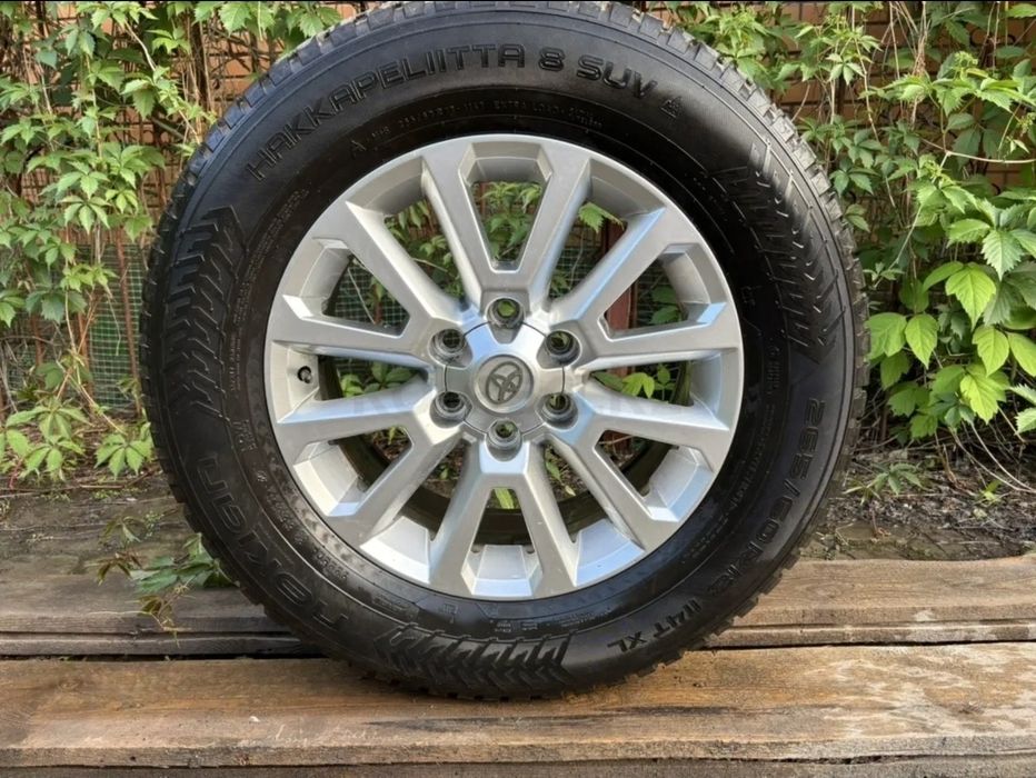 Продам диски R18 на прадо