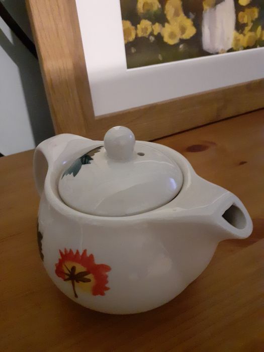 Ceainic ceramică albă