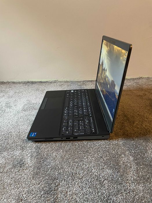 i7-11850H, 32GB DDR4, 1TB NVMe SSD M.2, RTX A2000 4GB - Dell Precision 7560 - 15.6 inch Full HD IPS