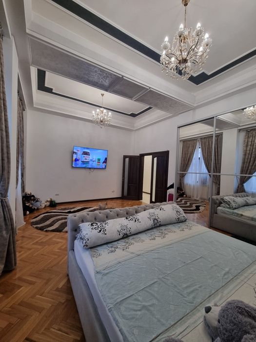 De vânzare apartament 3 camere,complet mobilat și utilat.