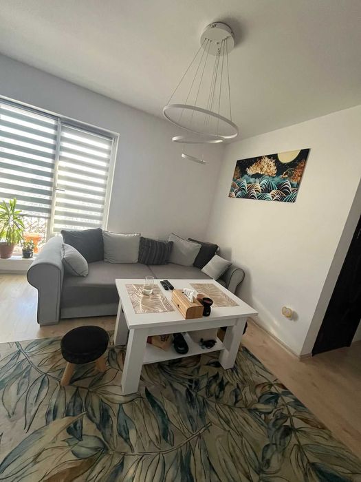 Vand apartament  complet mobilat si utilat